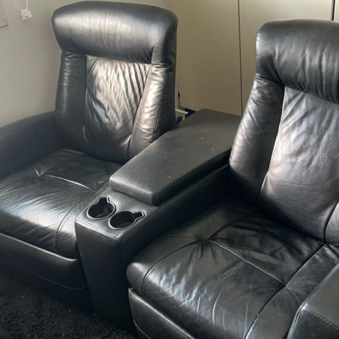 2 seter kino sofa