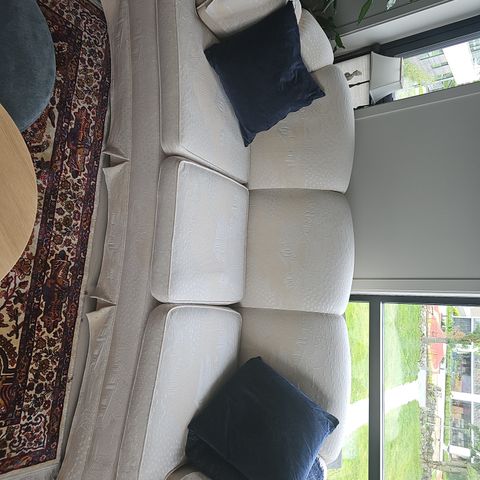 Sofa 3 seter + 2 stoler (bilder kommer)