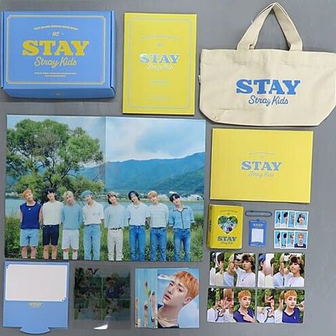 Stray kids 2nd generation membership Stay kit