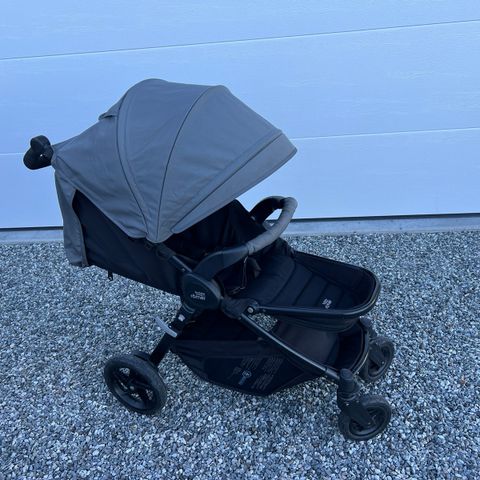 Britax B-motion 4 PLUS barnevogn