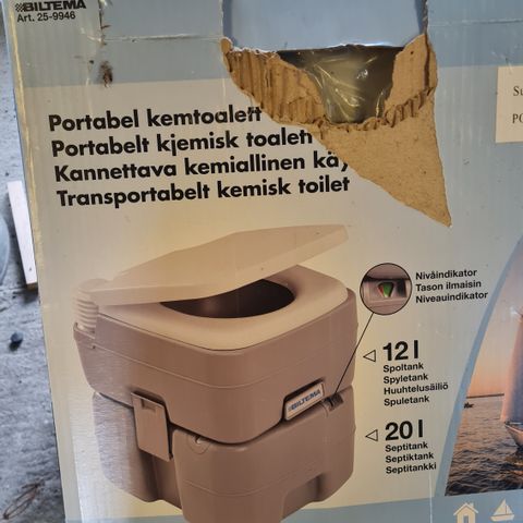 Portabelt kjemisk toalett