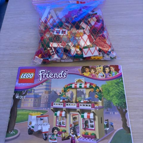 Heartlake’s pizzeria (41311) fra Lego friends selges kr200.