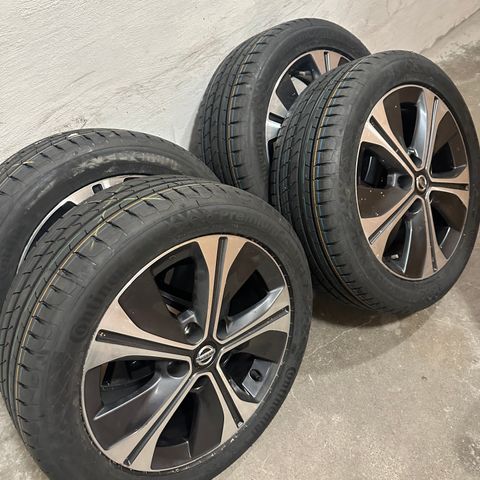 17" Nissan Leaf helt nye Continental sommerdekk med original felger