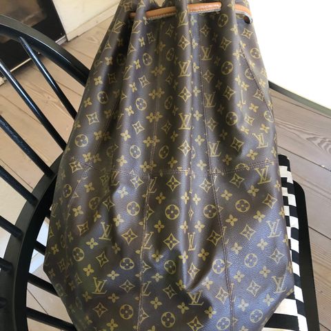 Louis Vuitton -  gi bud!!!