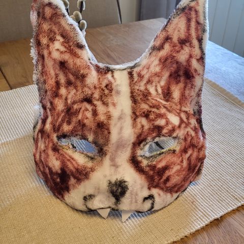 Therian/furry/kattemasker