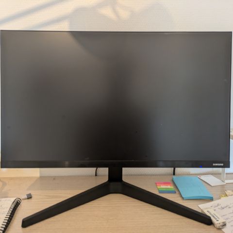 Samsung 24" pc skjerm