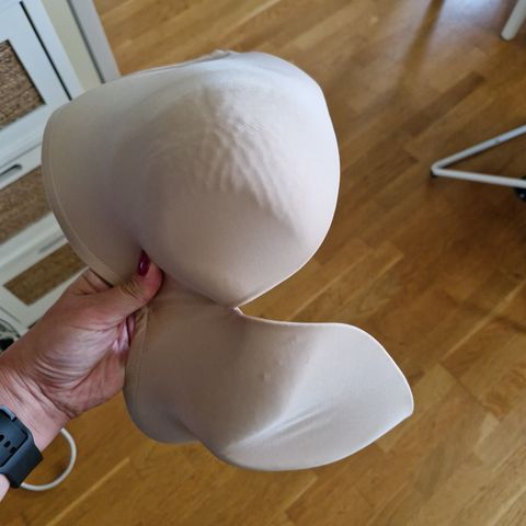 Wonderbra bh stroppløs 85F