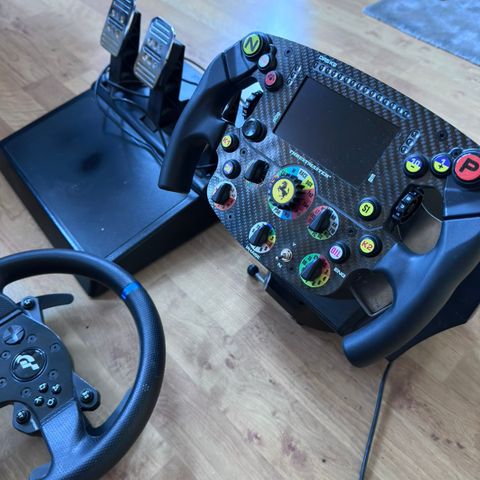 Thrustmaster t300RS Ferrari SF1000