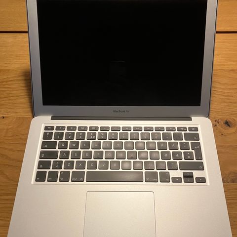 MacBook Air 13 / 2015 selges rimelig