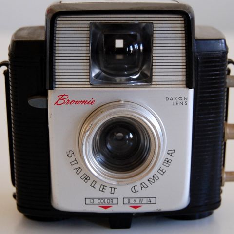 Kodak Brownie Starlet  127 film Point n Shoot, Dakon Linse, Amerikansk Versjon