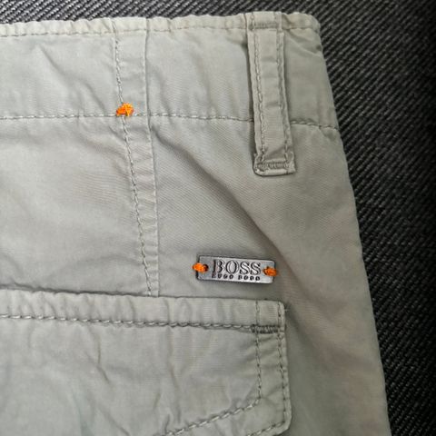 Hugo Boss shorts tapered fit