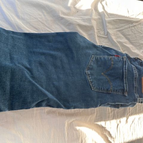 Levi's 724 high rise straight