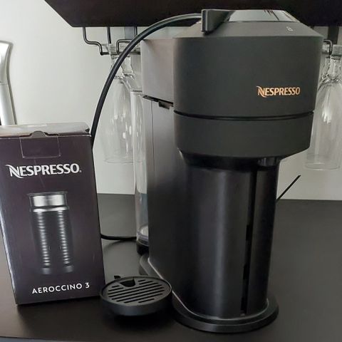 Nespresso Vertuo next m/tilbehør