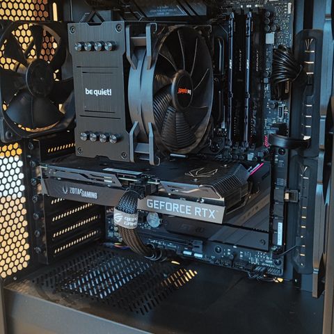 Gaming PC/Arbeidsstasjon|Ryzen7 7700X | DDR5  RAM 5600Mhz.