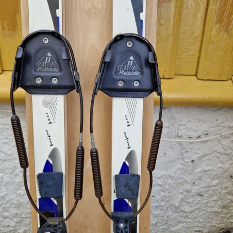 Rotefella Riva 2 kabelbinding med Atomic fjellski 195 cm