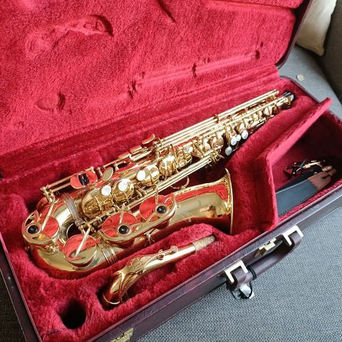 Yanagisawa 900u professional altsaksofon.