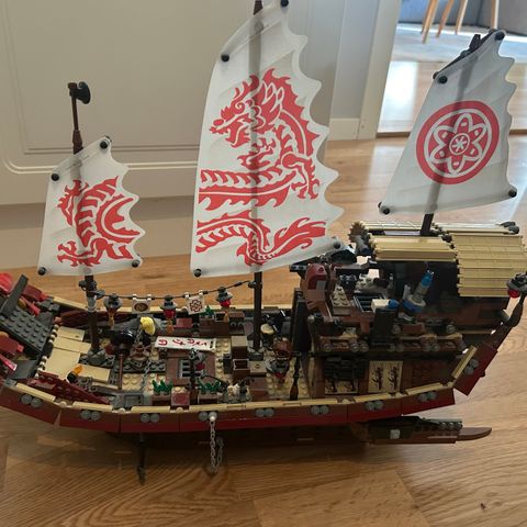 Lego ninjago Destiny Bounty ship