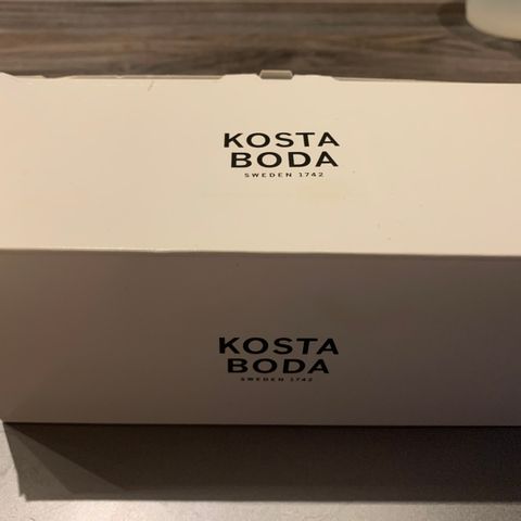 Uåpnet Kosta Boda Line ølglass 30 cl