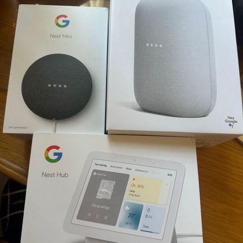 Diverse Google Home-kit utstyr selges. <3