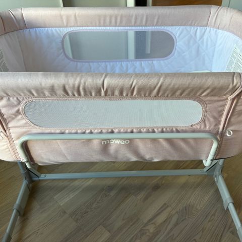 Bed side crib (Moveo) selges