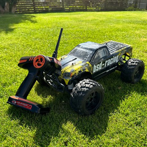 Radiostyrt bil - BSD Viper XST Monster Truck Brushless 1/10