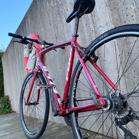 Cyclocross Gravel Bike Fuji, Trek, Scott.