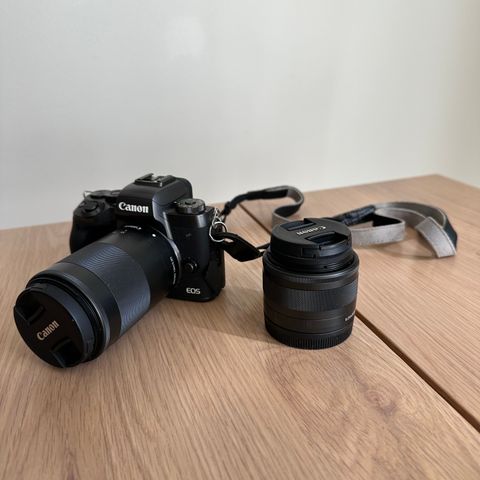 Canon EOS M5 med ekstra objektiv