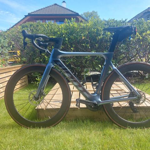 Giant Propel Advanced 1 2022