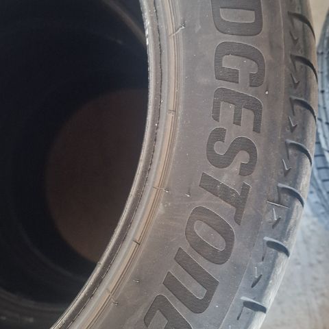 Bridgestone alenza 255/50/20