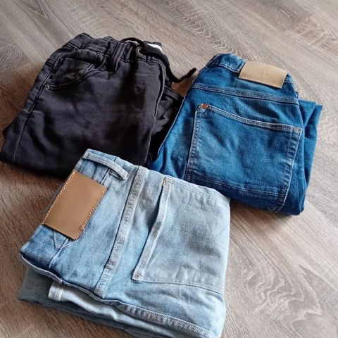 Jeans str 146