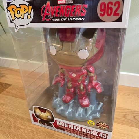 Funko POP! Marvel studios nr. 962 - Iron Man Mark 43, Jumbo size