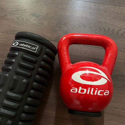 Abilica kettlebell 16 kg + foam roller pro