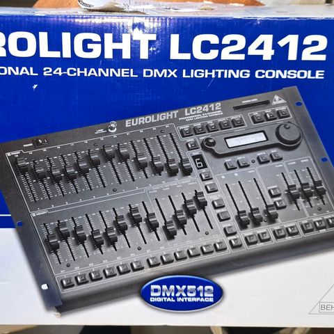 Selger nesten ubrukt Behringer eurolight LC 2412 lysmixer.