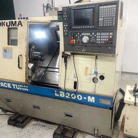 2001 Okuma LB200M cnc dreiebenk