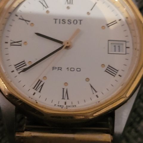 Tissot PR 100 klokke