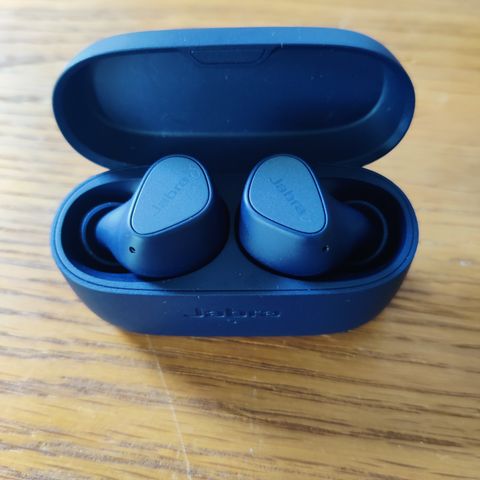 Jabra Elite 4