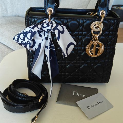 Medium Lady Dior