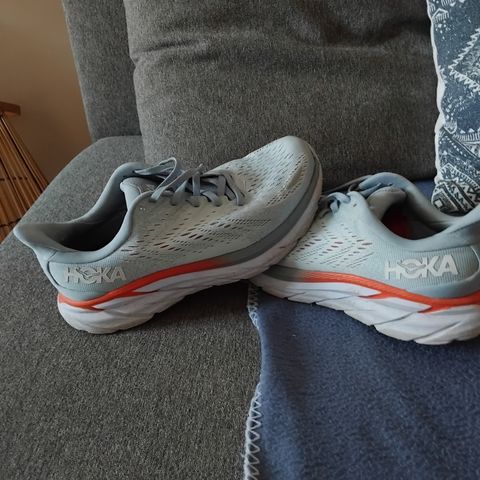 Hoka Clinton 8 tilsags kr 700