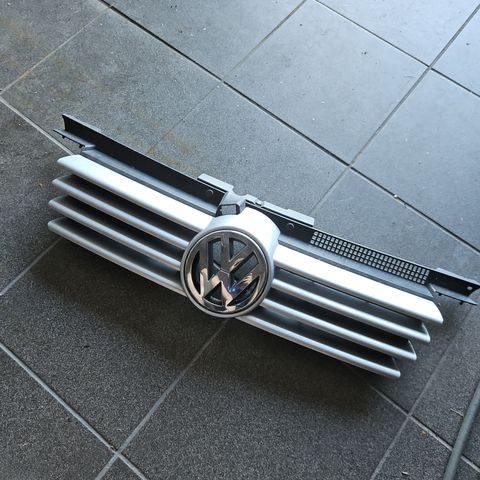 Original grill til VW Bora