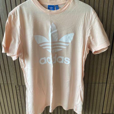 Adidas T-skjorte