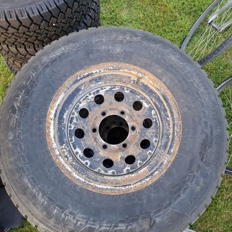 Hakkapeliitta 7 SUV 255/70 R15