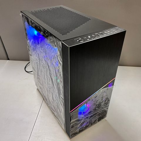 Kraftig Gaming PC med Ryzen 7, 32GB OG RTX 4060!