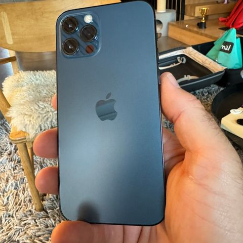 iPhone 12 pro 256 gb