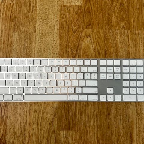 Apple Magic Keyboard with NumPad