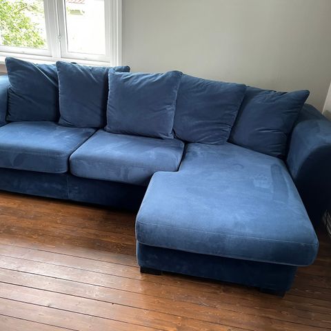 Nydelig blå velour sofa fra Bohus