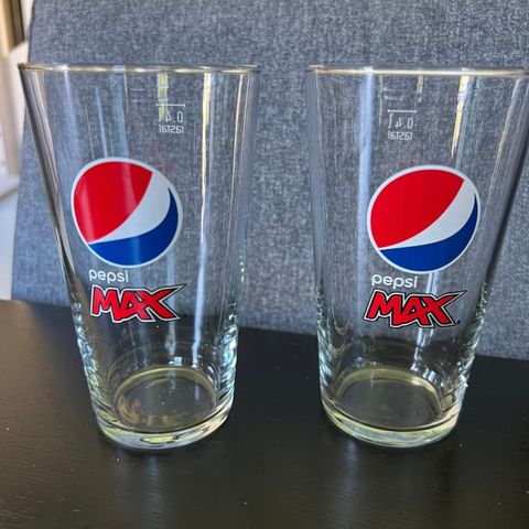 Pepsi Max glass