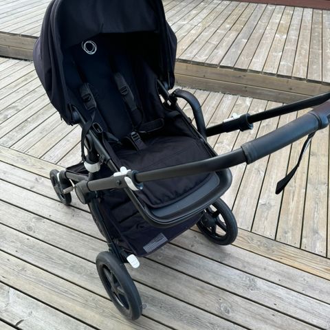 Bugaboo Fox 2, komplett vogn