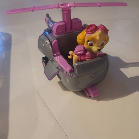 Paw patrol -Skye og helikopter