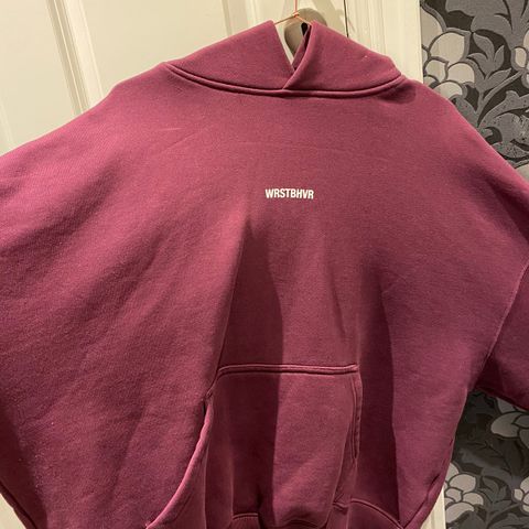 WRSTBHVR HOODIE