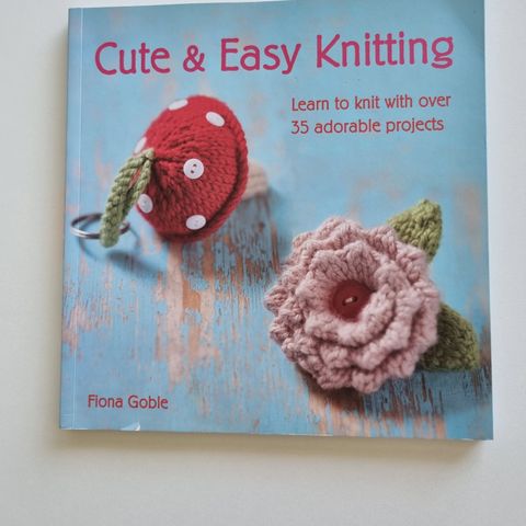 Strikkebok engelsk. Cute & easy knitting book